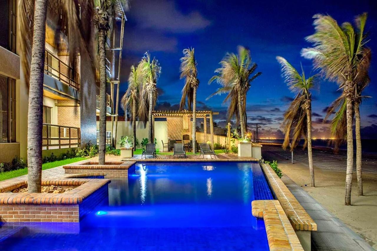 Varandas Do Mar Modern Deluxe Apartment Beach Front Cumbuco Esterno foto